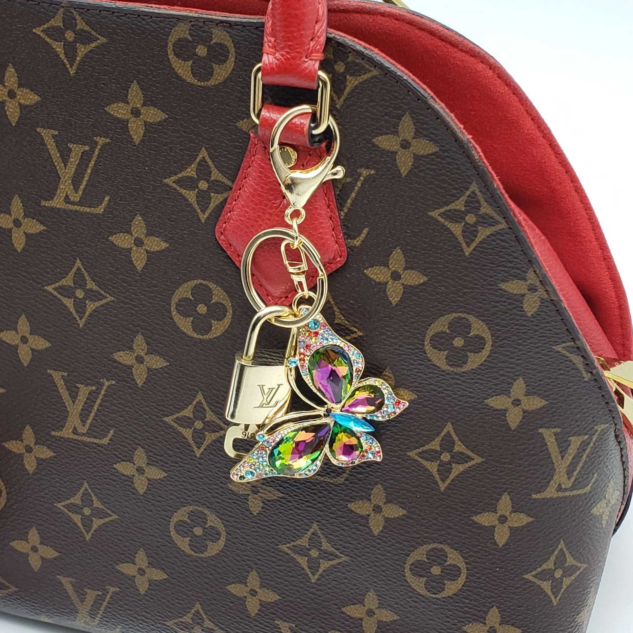 100% Authentic Louis Vuitton Lock and Key with Unbranded Keychain, Keycharm, Bagcharm