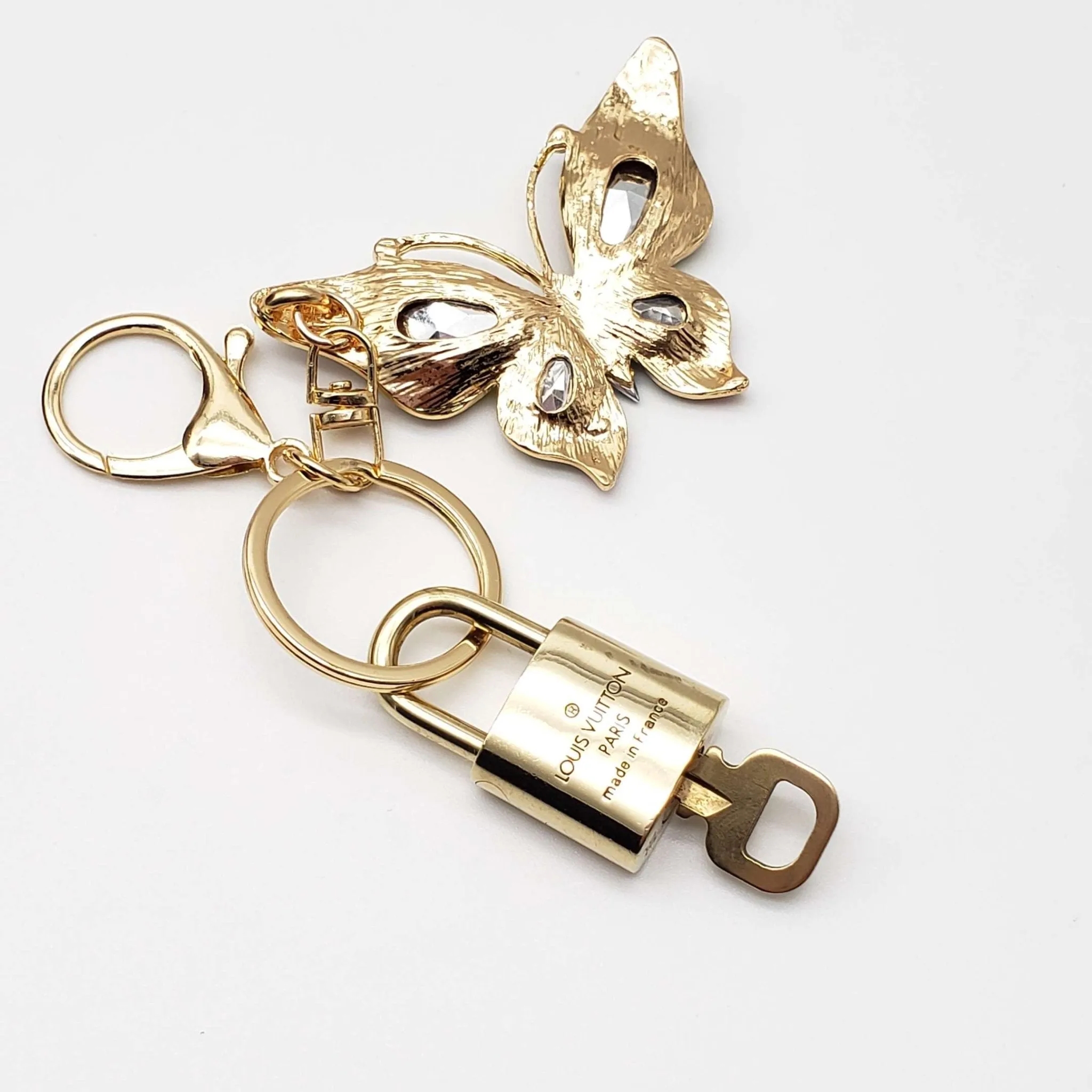 100% Authentic Louis Vuitton Lock and Key with Unbranded Keychain, Keycharm, Bagcharm