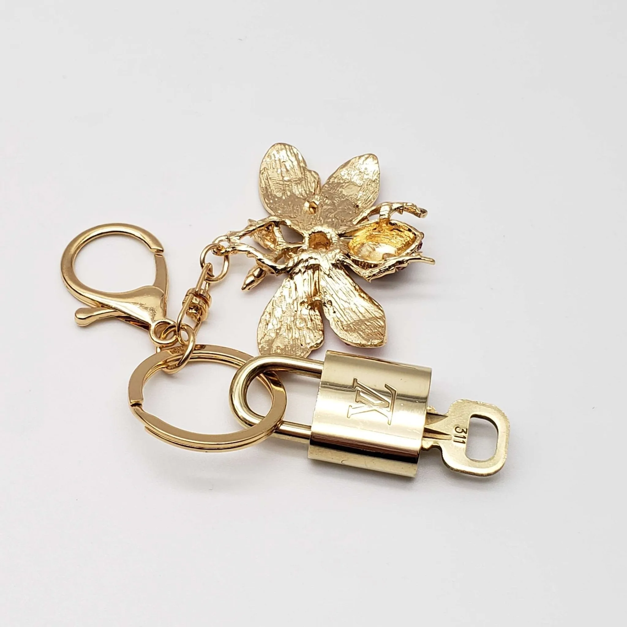 100% Authentic Louis Vuitton Lock and Key with Unbranded Keychain, Keycharm, Bagcharm