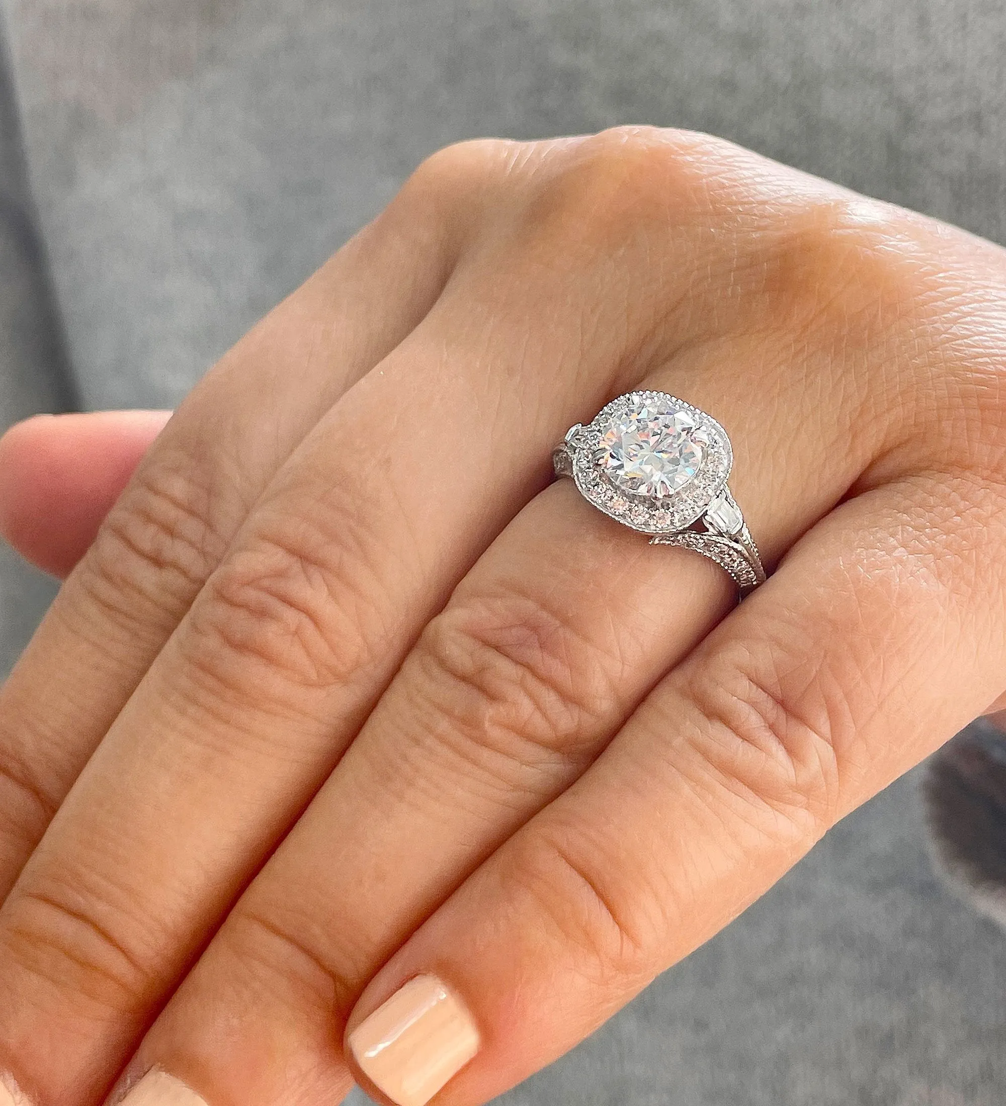 14k Solid Heavy White Gold Round And Baguettes Natural Diamonds Engagement Ring Bridal Halo 2.30ctw