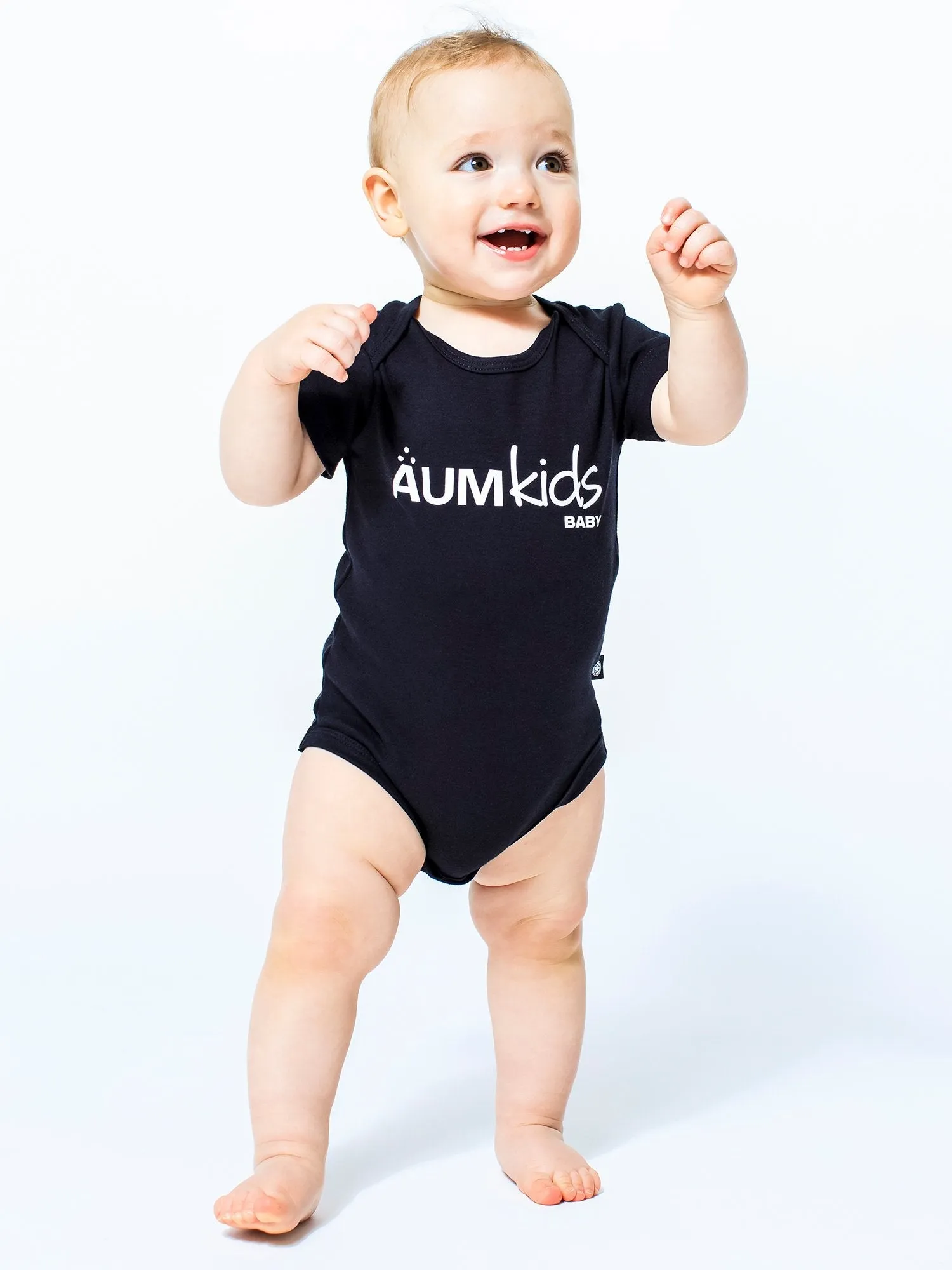 AUMkids HAPPY BABY SHORT SLEEVE ONESIE   BIB SET, BLACK