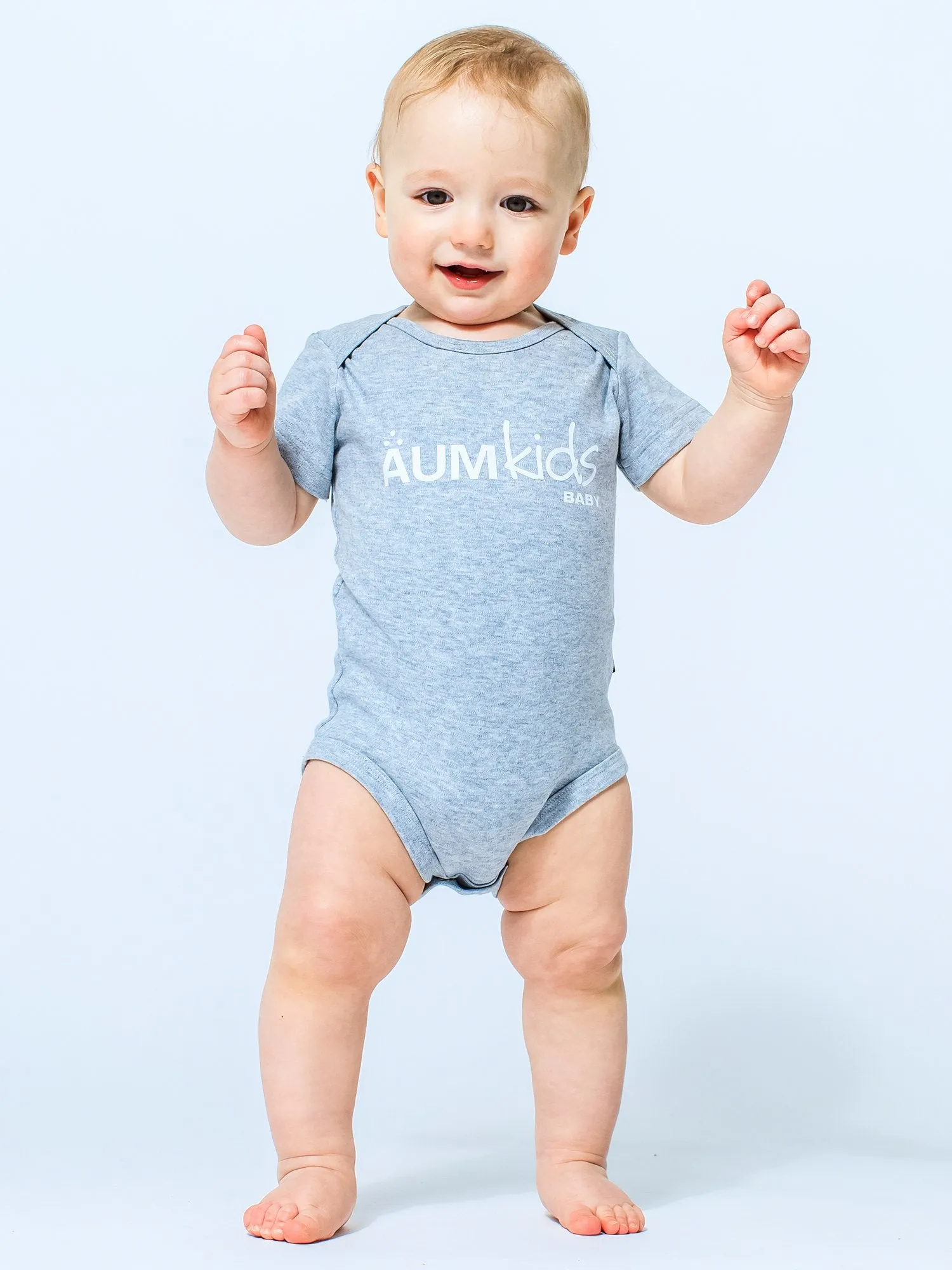 AUMkids HAPPY BABY SHORT SLEEVE ONESIE   BIB SET