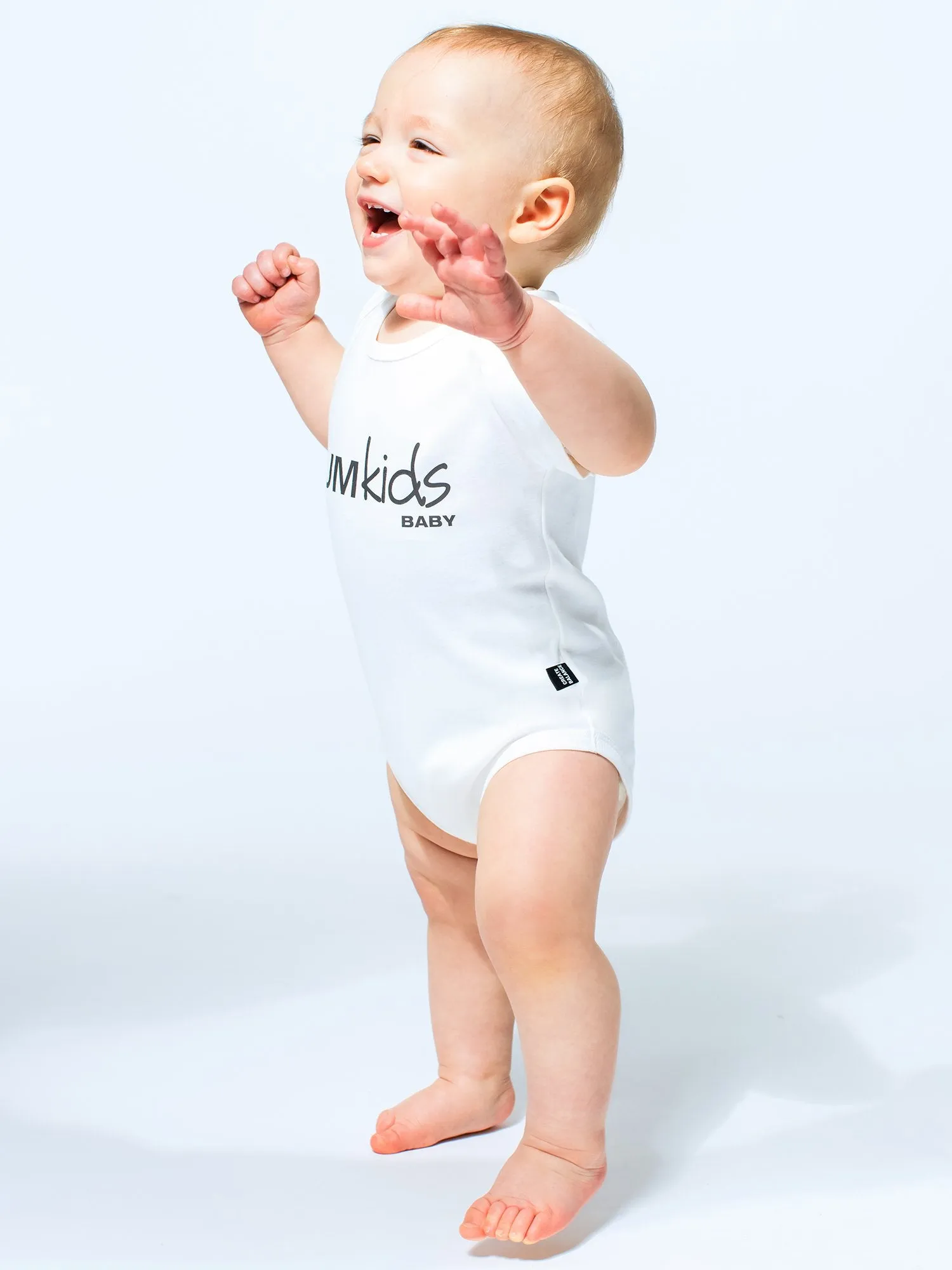 AUMkids HAPPY BABY SHORT SLEEVE ONESIE   BIB SET