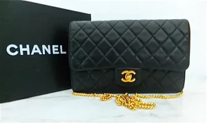 Authentic Chanel Vintage 2.55 Black Flapover Clutch