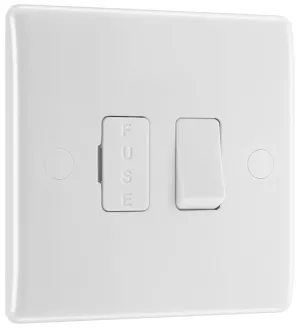 BG 850 White Round Edge Switched Spur 13A