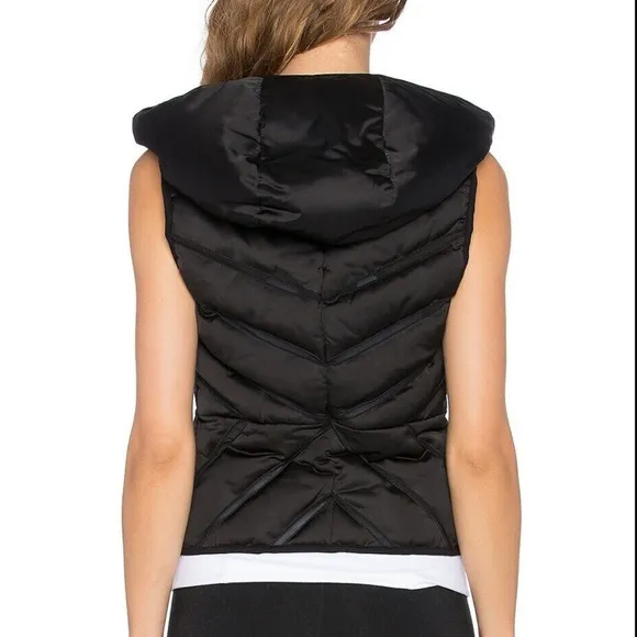 Blanc Noir Mesh Inset Reflective Puffer Vest