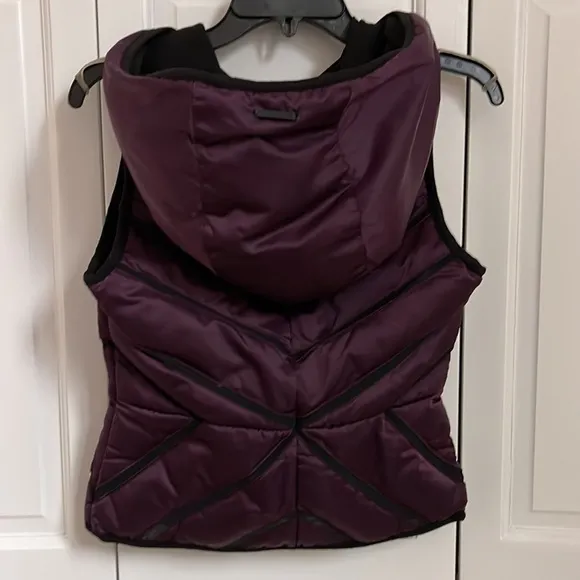 Blanc Noir Mesh Inset Reflective Puffer Vest