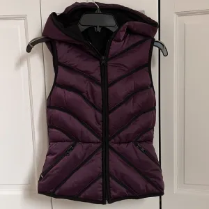 Blanc Noir Mesh Inset Reflective Puffer Vest