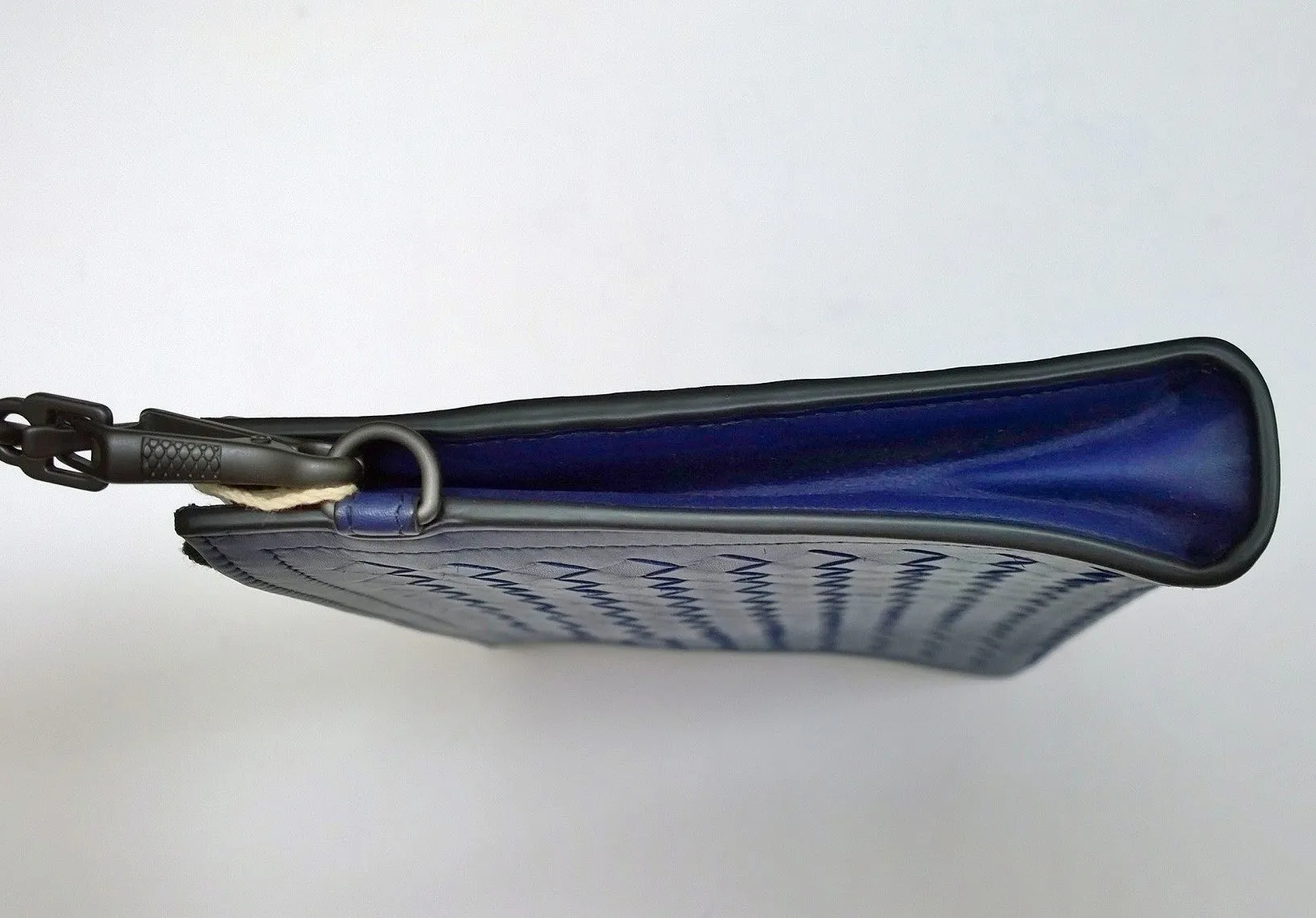 Bottega Veneta Intrecciato Clutch Bag Woven Leather Pouch Purse Blue