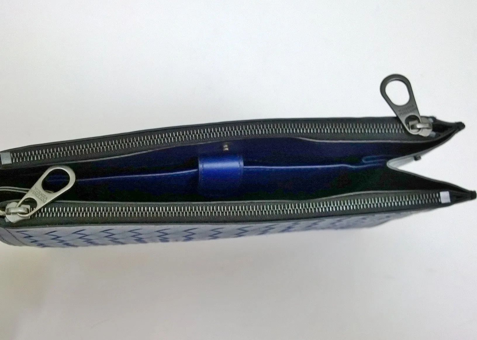 Bottega Veneta Intrecciato Clutch Bag Woven Leather Pouch Purse Blue