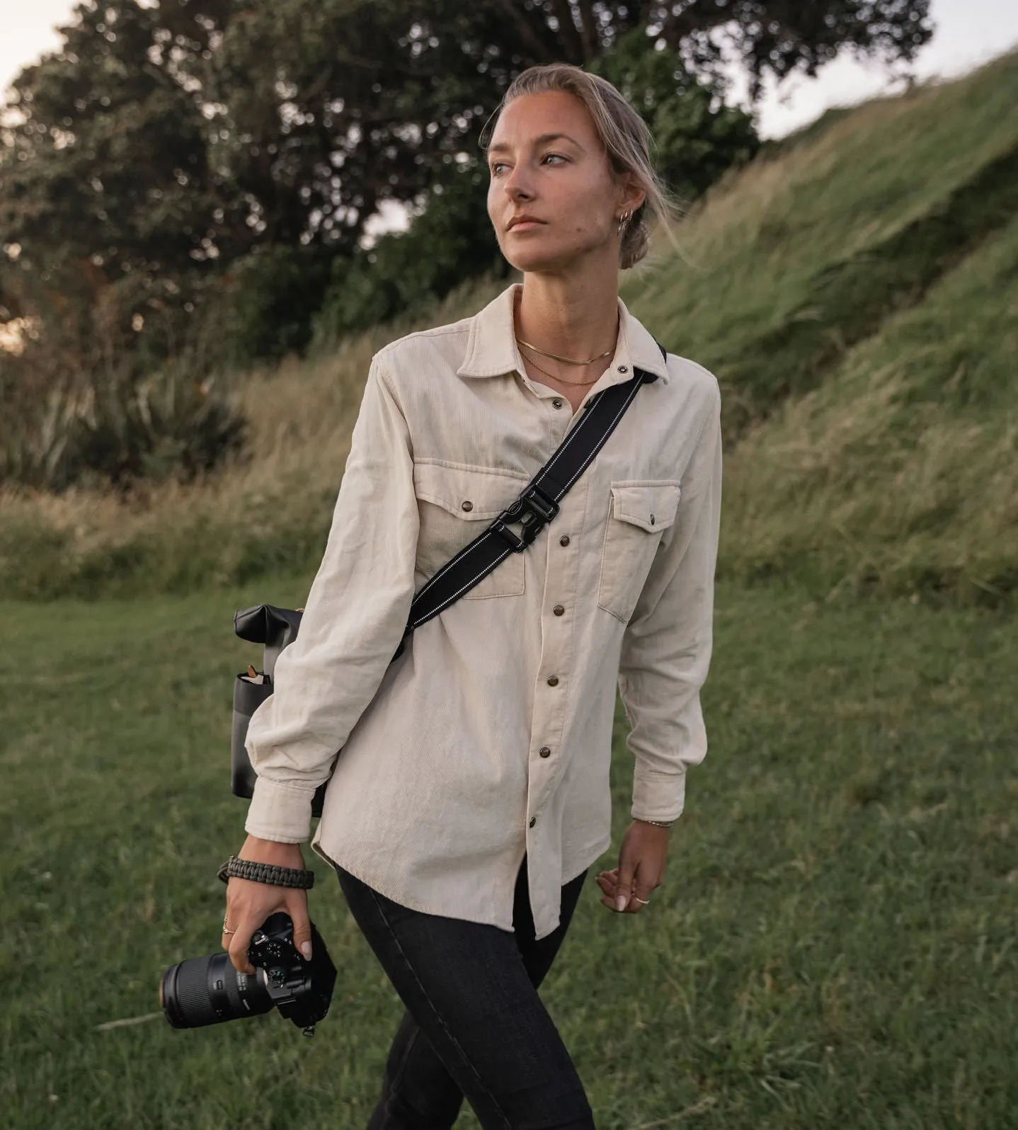 Bravo Mirrorless Shoulder Bag
