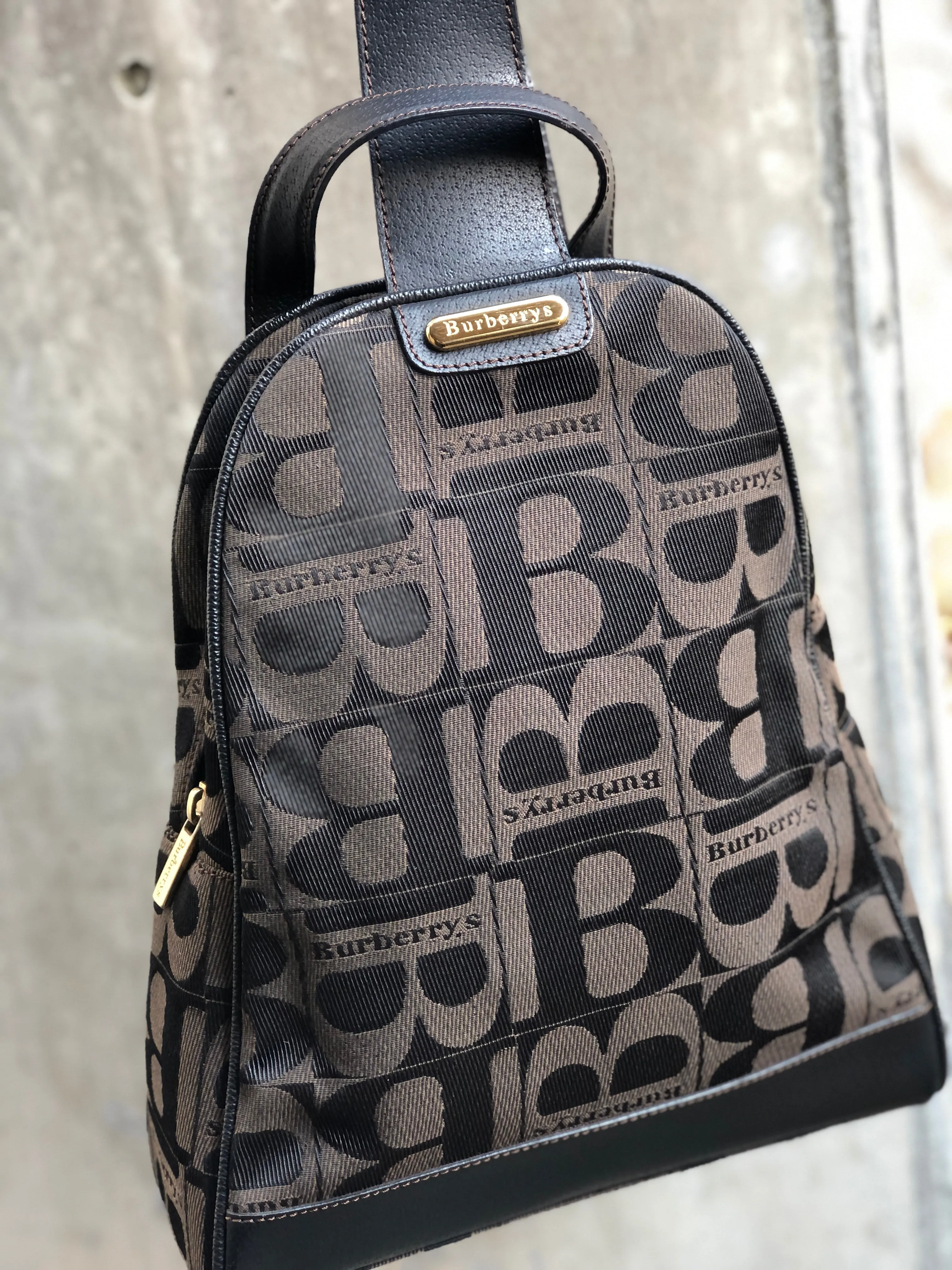 Burberrys Logo pattern Jacquard One-Shoulder bag Brown Vintage Old asmauk