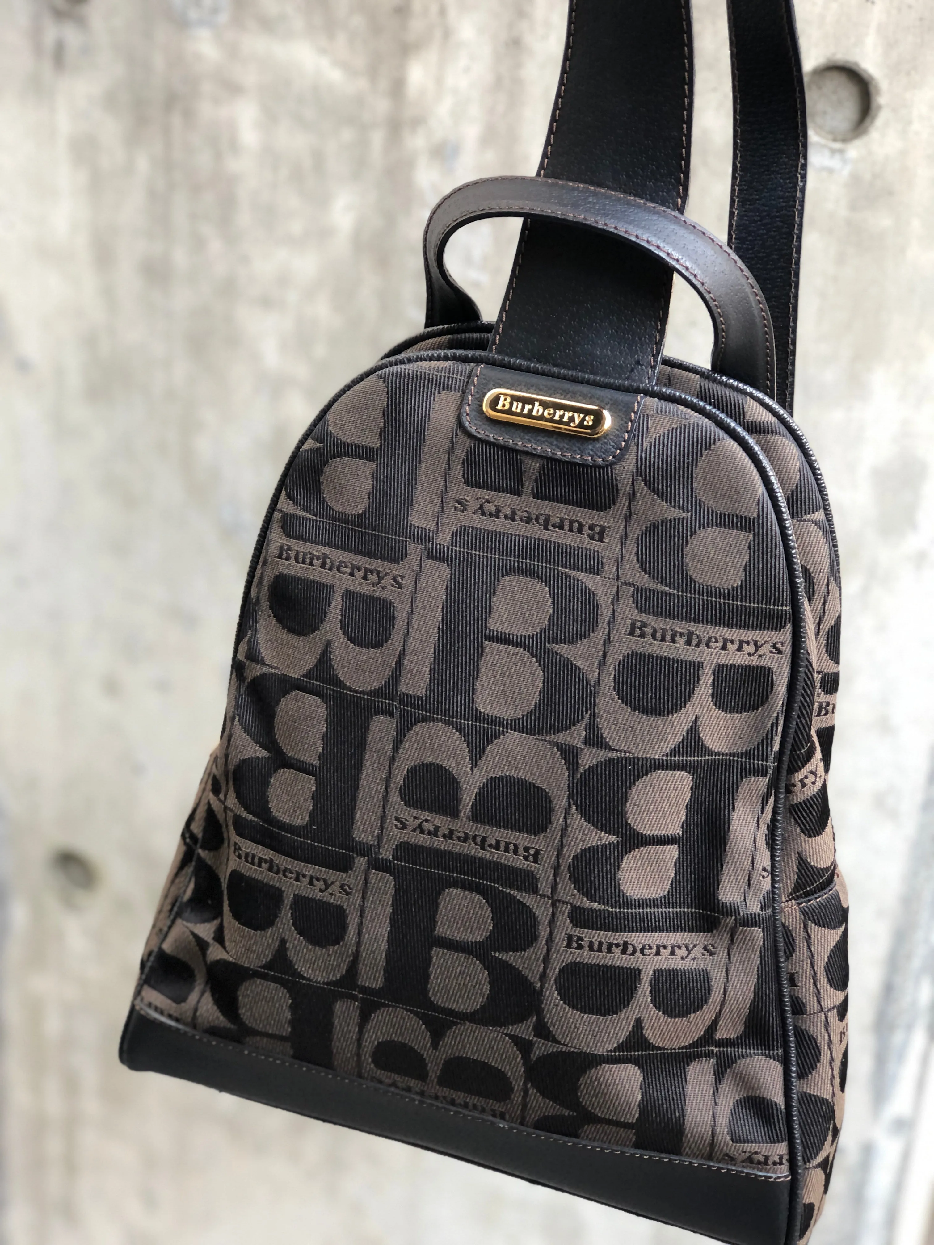 Burberrys Logo pattern Jacquard One-Shoulder bag Brown Vintage Old asmauk