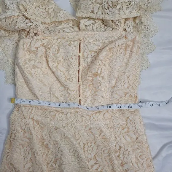 CATTIVO dress lace off shoulder ruffle ivory cream midi S