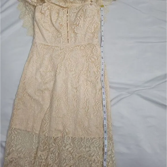 CATTIVO dress lace off shoulder ruffle ivory cream midi S
