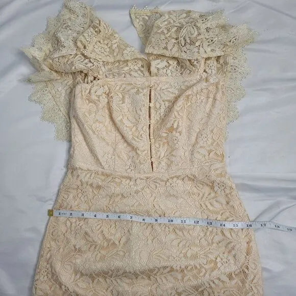 CATTIVO dress lace off shoulder ruffle ivory cream midi S