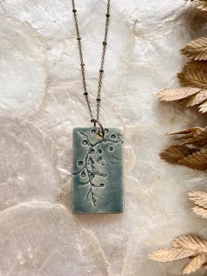 Ceramic Pendant Necklace - Sargassum