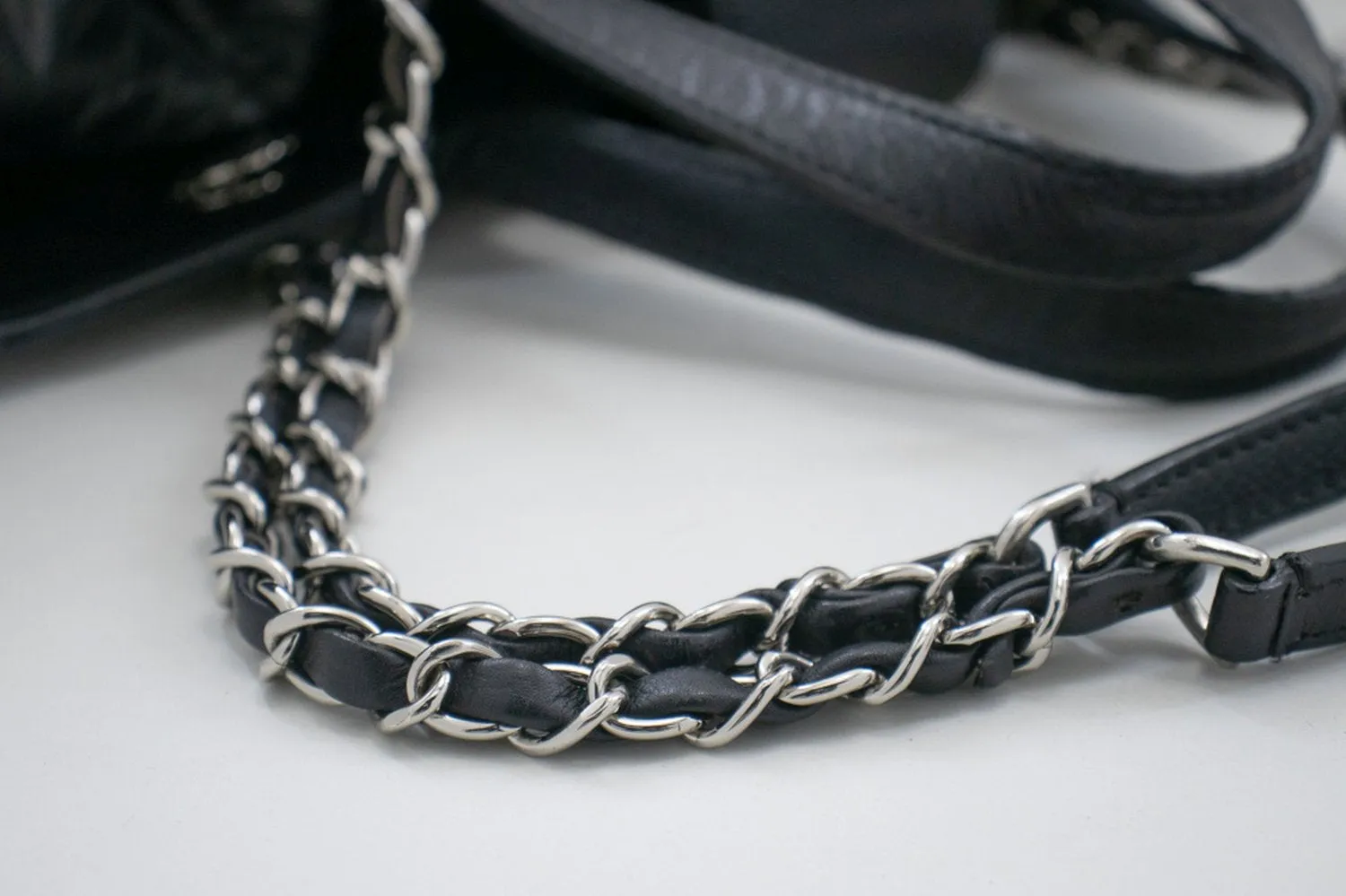 CHANEL 2 Way Chain Shoulder Bag Handbag Tote Black Caviar Quilted L64