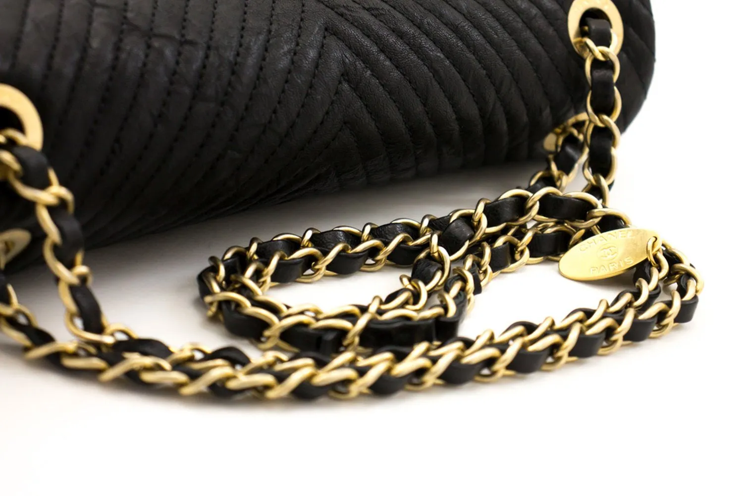 Chanel 2015 Chevron V-Stitch Leather Chain Flap Shoulder Bag i80