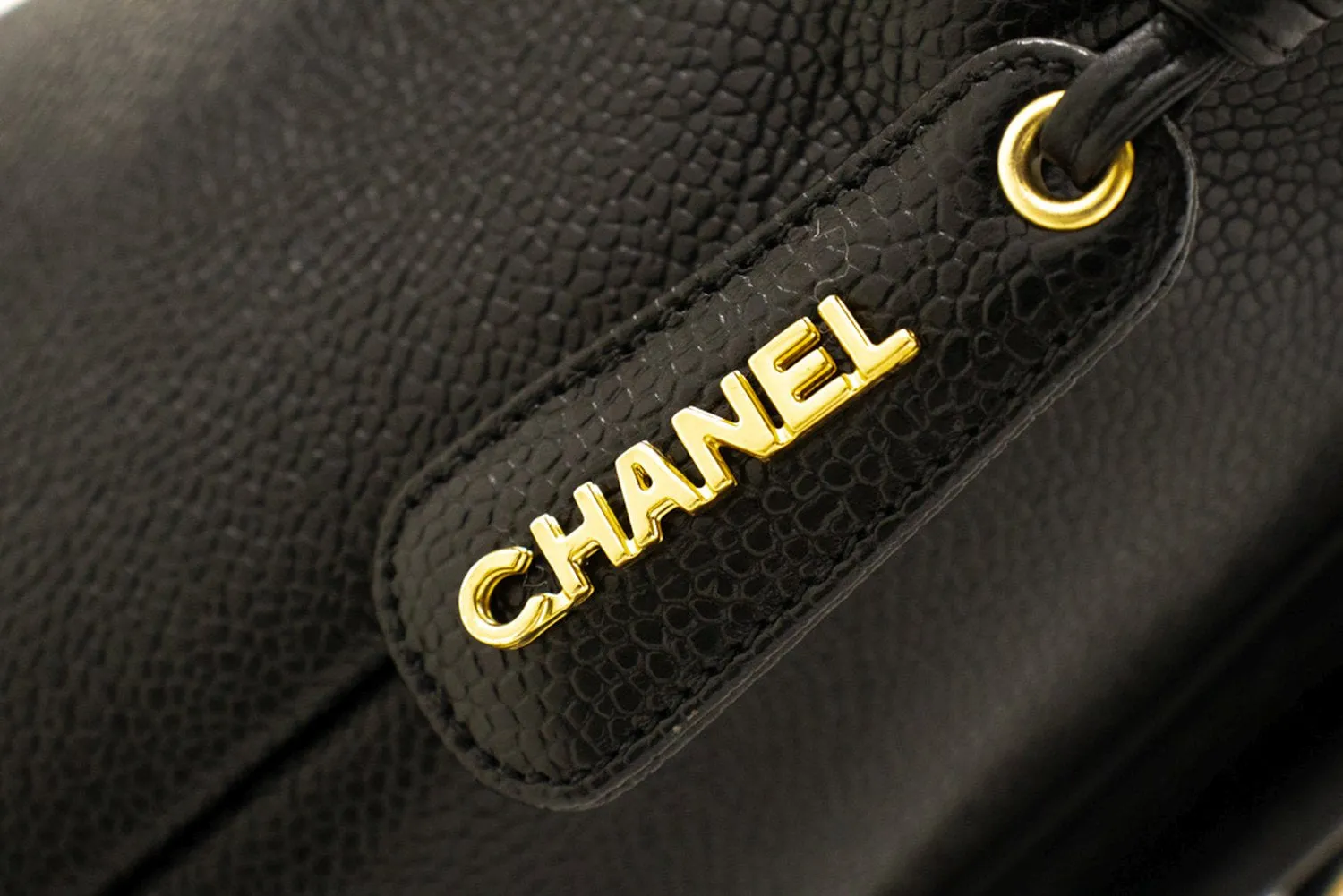 CHANEL Caviar Large Chain Shoulder Bag Black Leather Gold Zipper m21