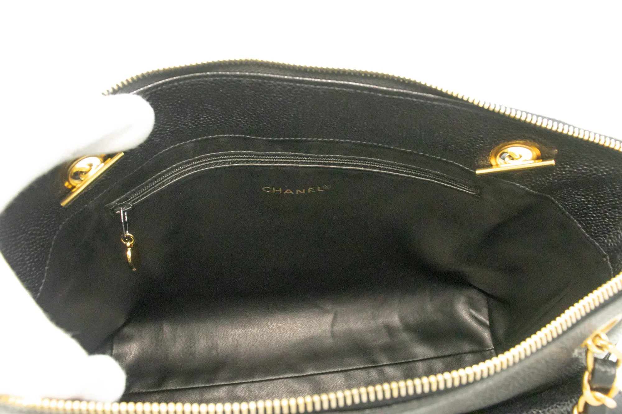 CHANEL Caviar Large Chain Shoulder Bag Black Leather Gold Zipper m21
