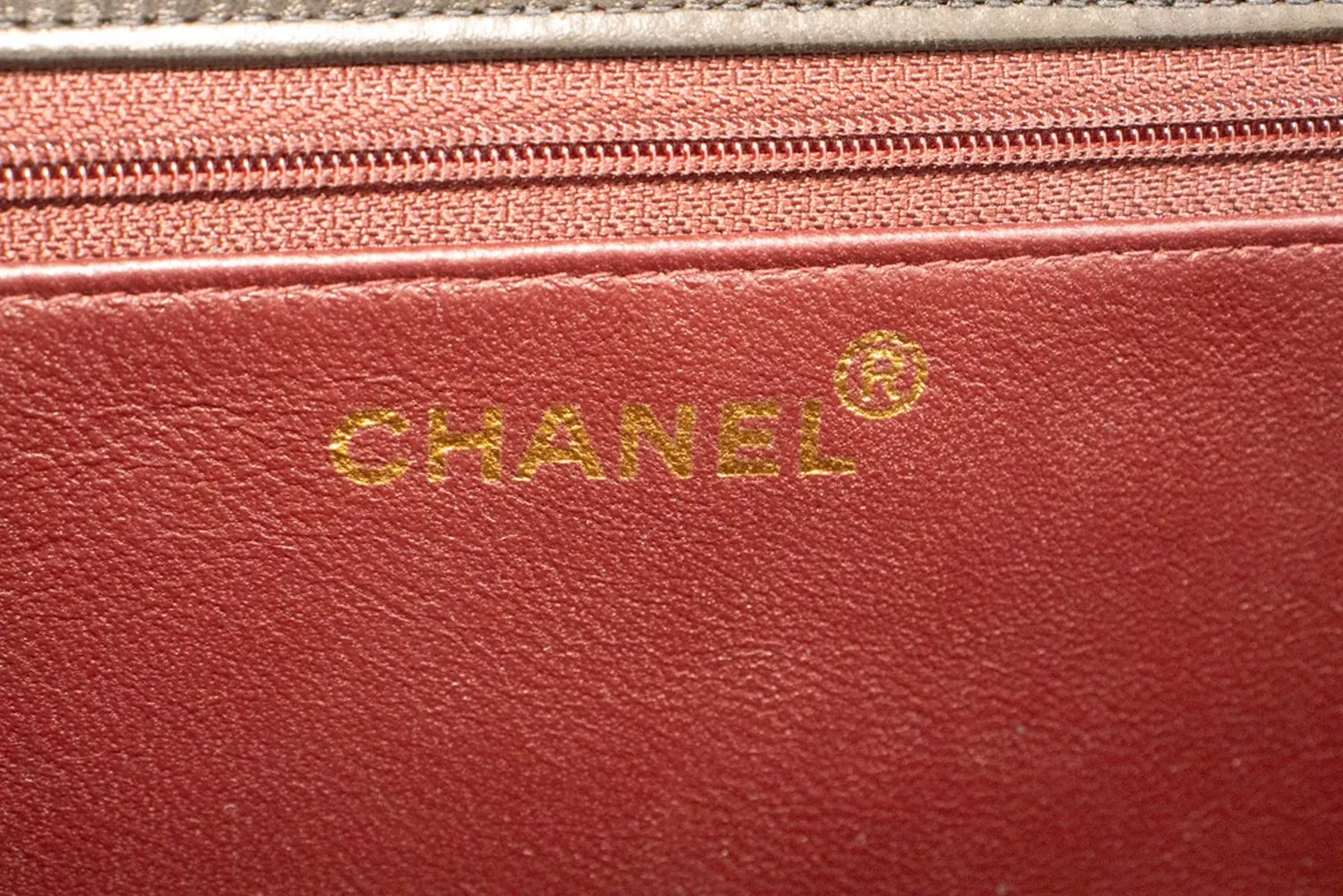 CHANEL Chain Shoulder Bag Clutch Black Quilted Flap Lambskin Purse n50