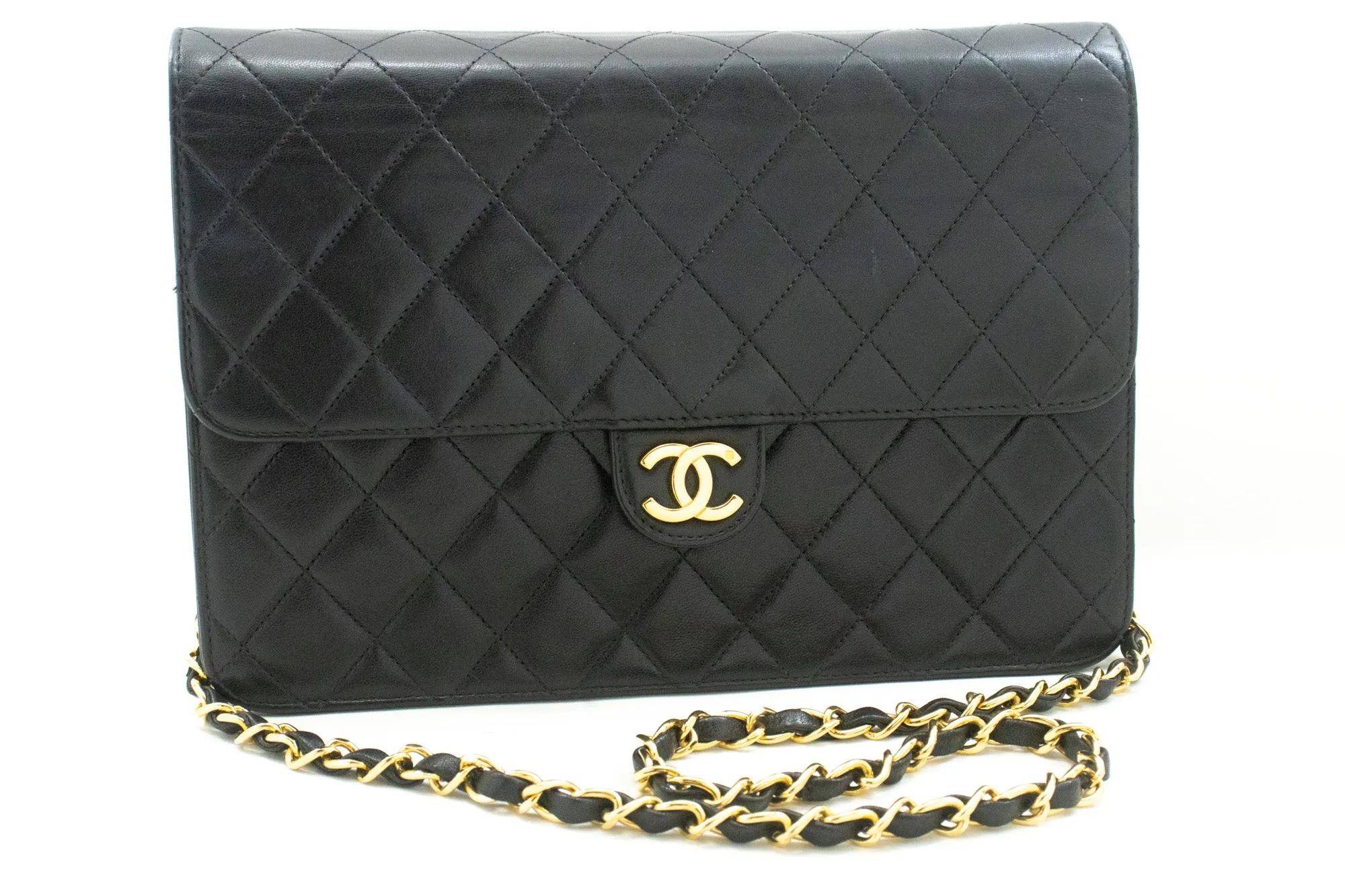 CHANEL Chain Shoulder Bag Clutch Black Quilted Flap Lambskin Purse n62