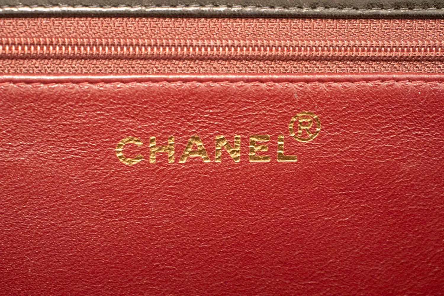 CHANEL Chain Shoulder Bag Clutch Black Quilted Flap Lambskin Purse n62