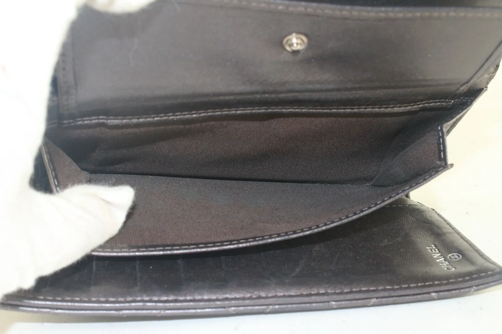 CHANEL Charcoal Grey Leathe Classic Flap Wallet 2CCS725K