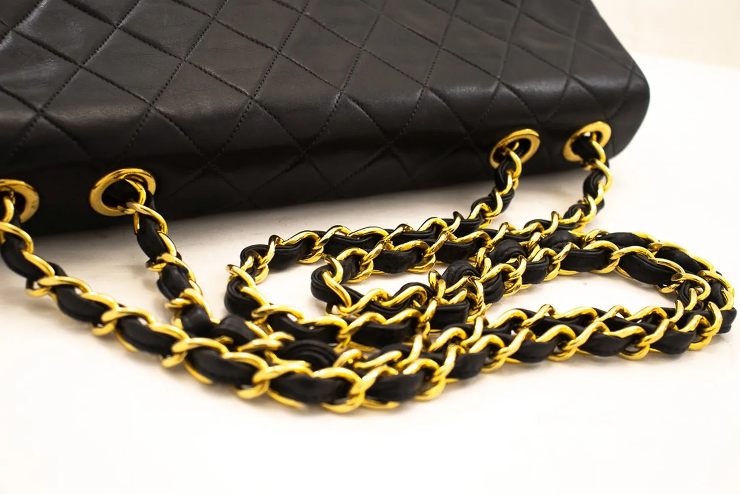 CHANEL Classic Large 13" Flap Chain Shoulder Bag Black Lambskin j71