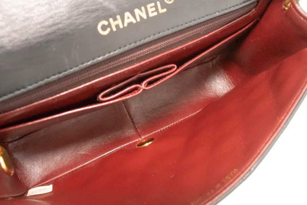 CHANEL Full Flap Chain Shoulder Bag Black Quilted Lambskin Leather n16