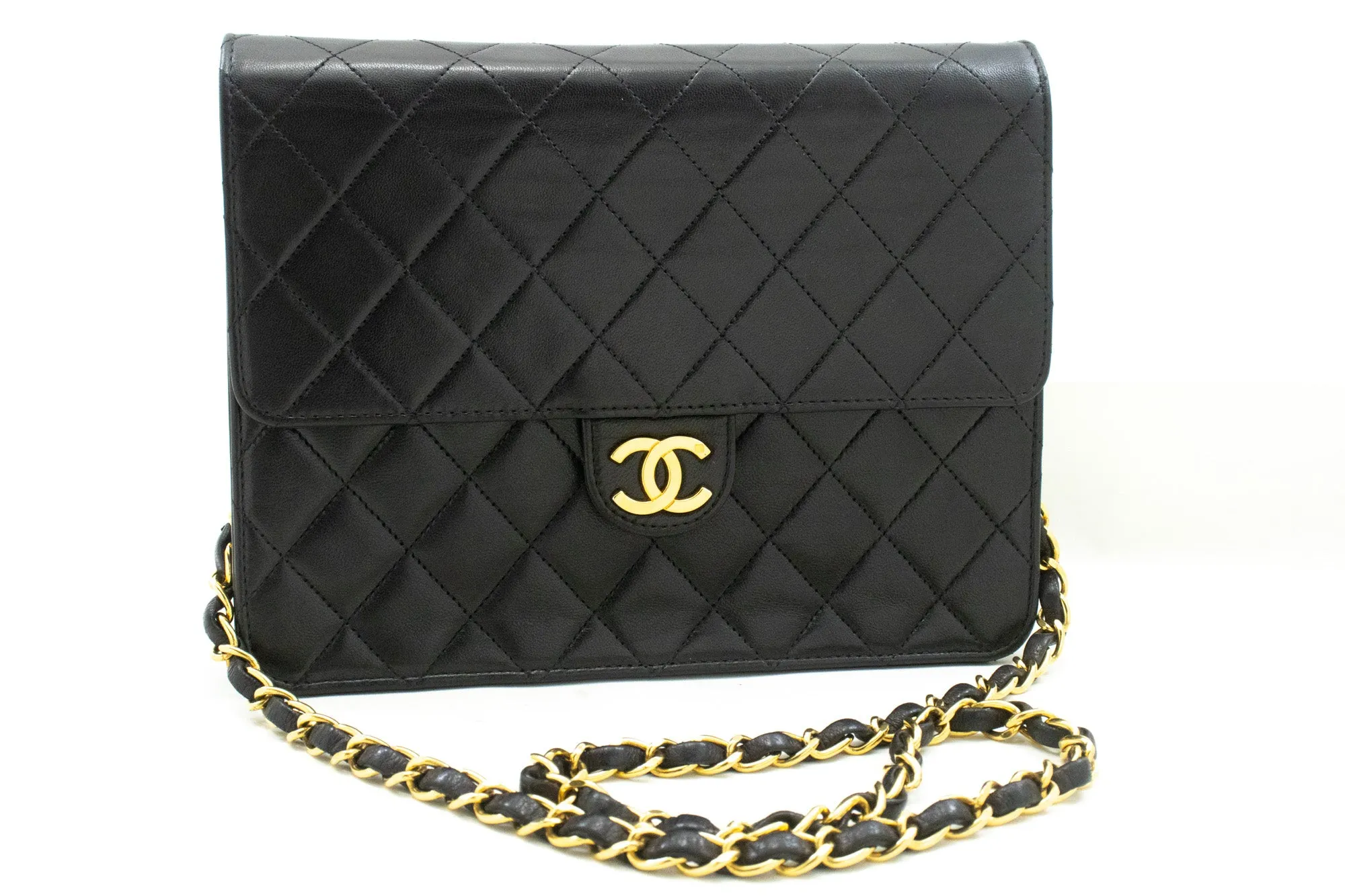 CHANEL Small Chain Shoulder Bag Clutch Black Quilted Flap Lambskin n61