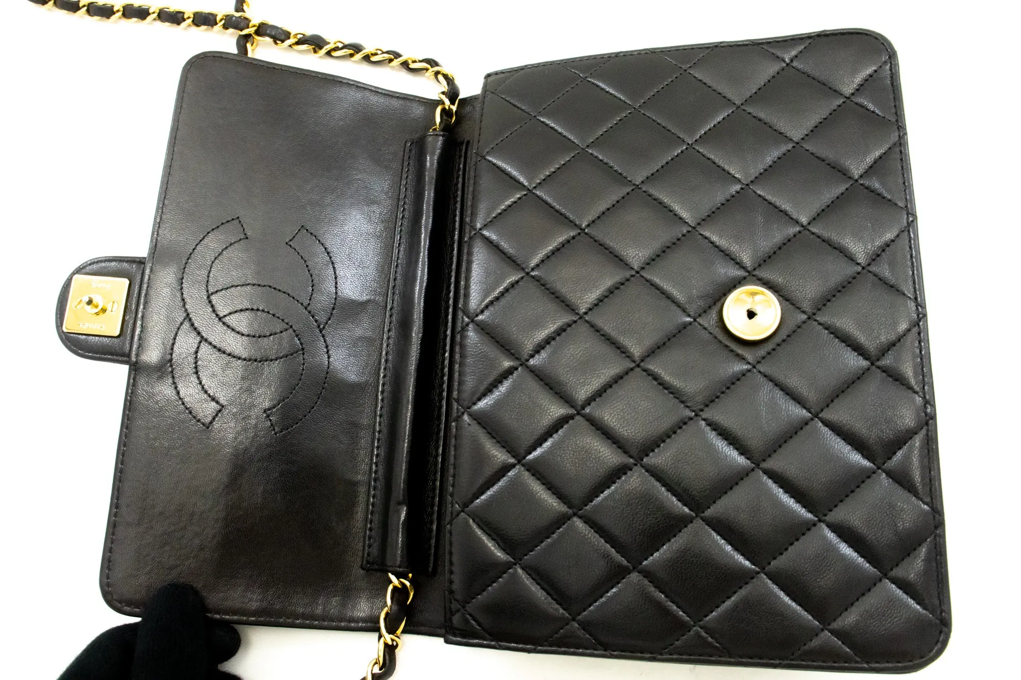 CHANEL Small Chain Shoulder Bag Clutch Black Quilted Flap Lambskin n61