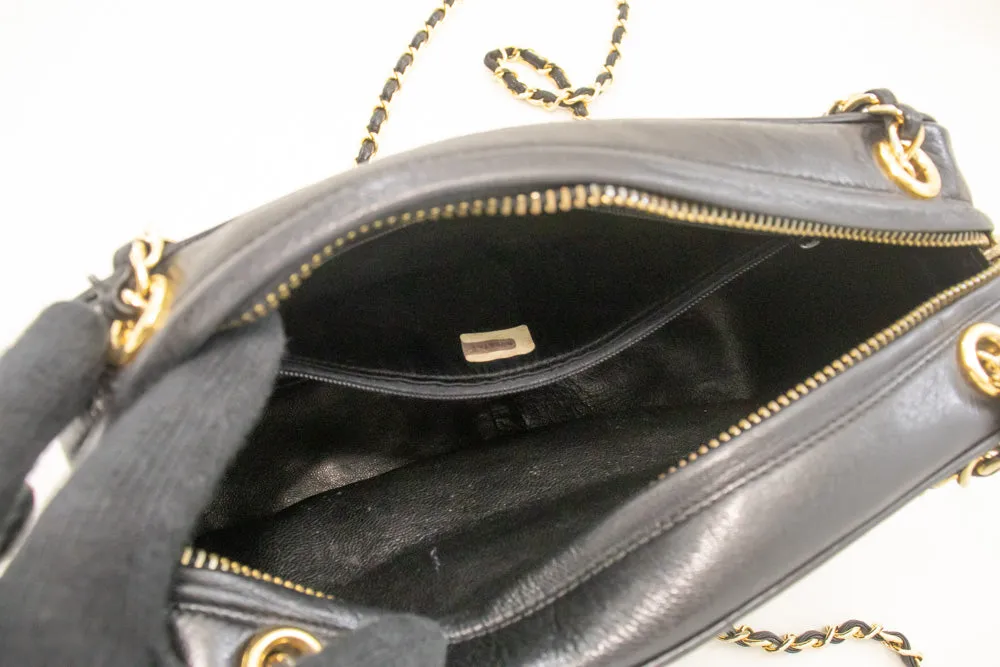 CHANEL Vintage Classic Chain Shoulder Bag Black Quilted Lambskin n17