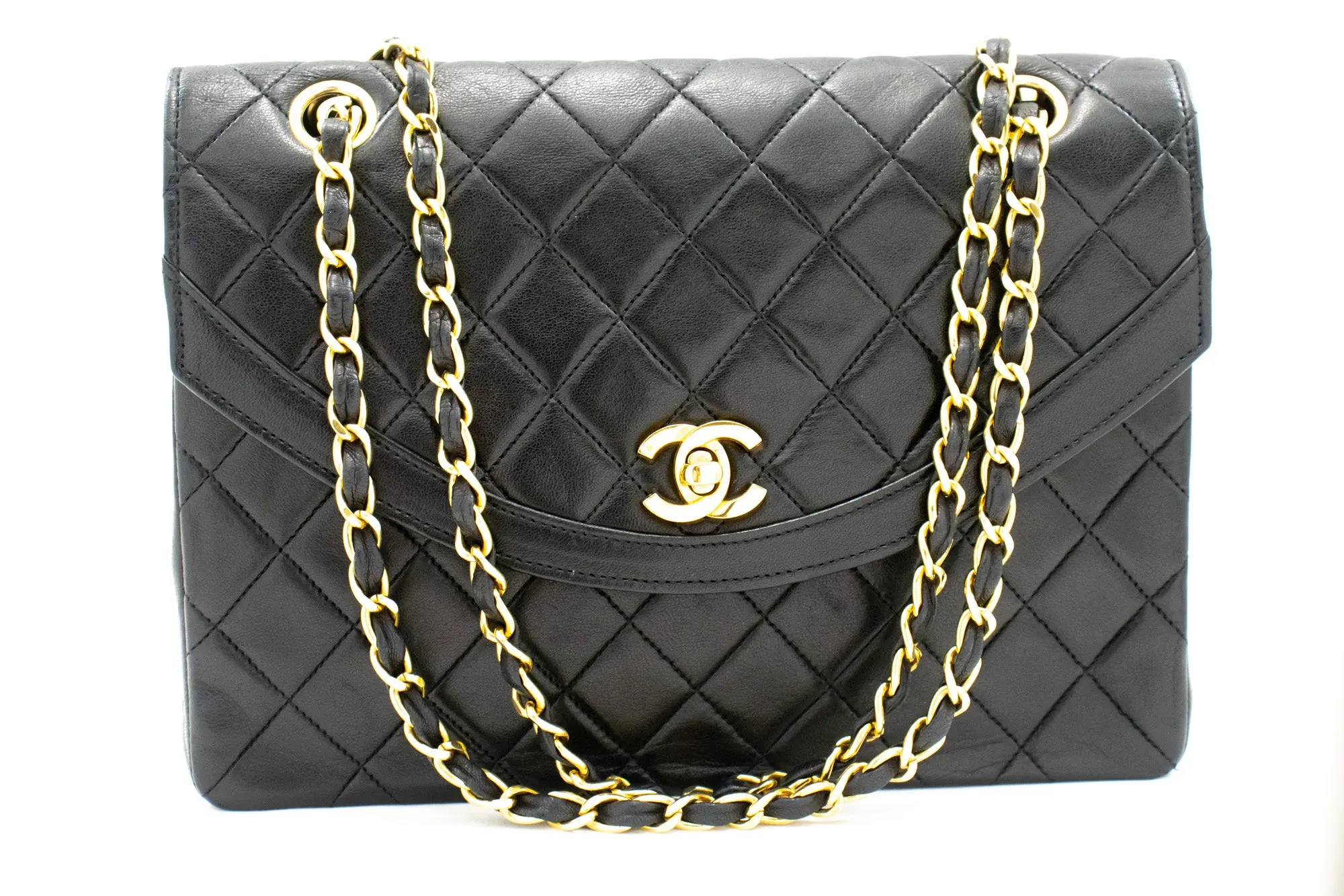 CHANEL Vintage Half Moon Chain Shoulder Bag Single Flap Quilted L32