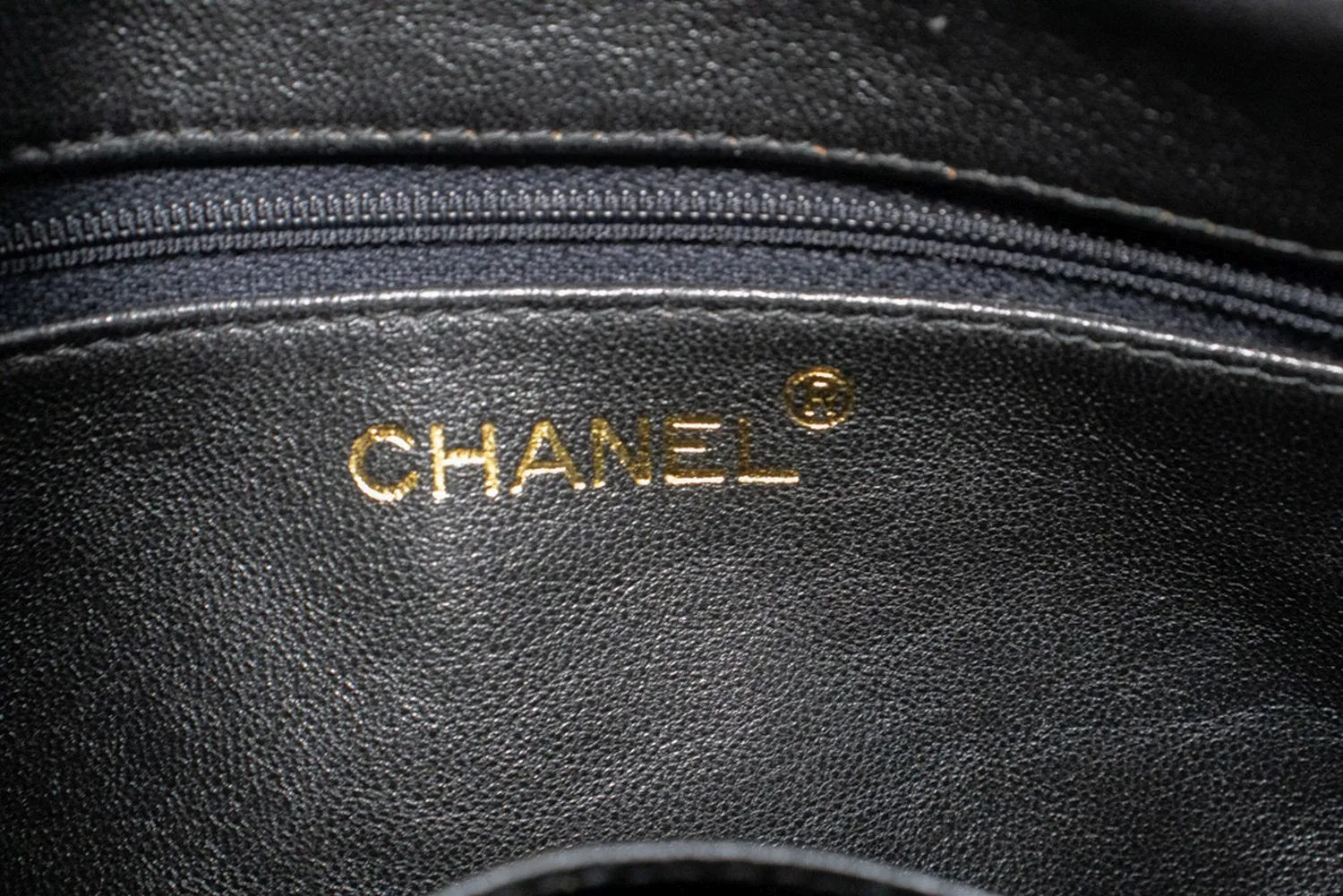 CHANEL Vintage Tassel Chain Shoulder Bag Black Quilted Zipper Lamb n19