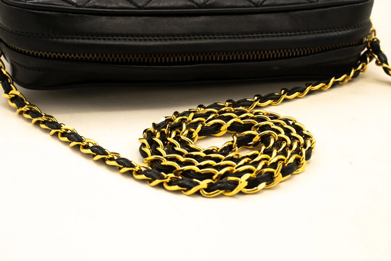 CHANEL Vintage Tassel Chain Shoulder Bag Black Quilted Zipper Lamb n19