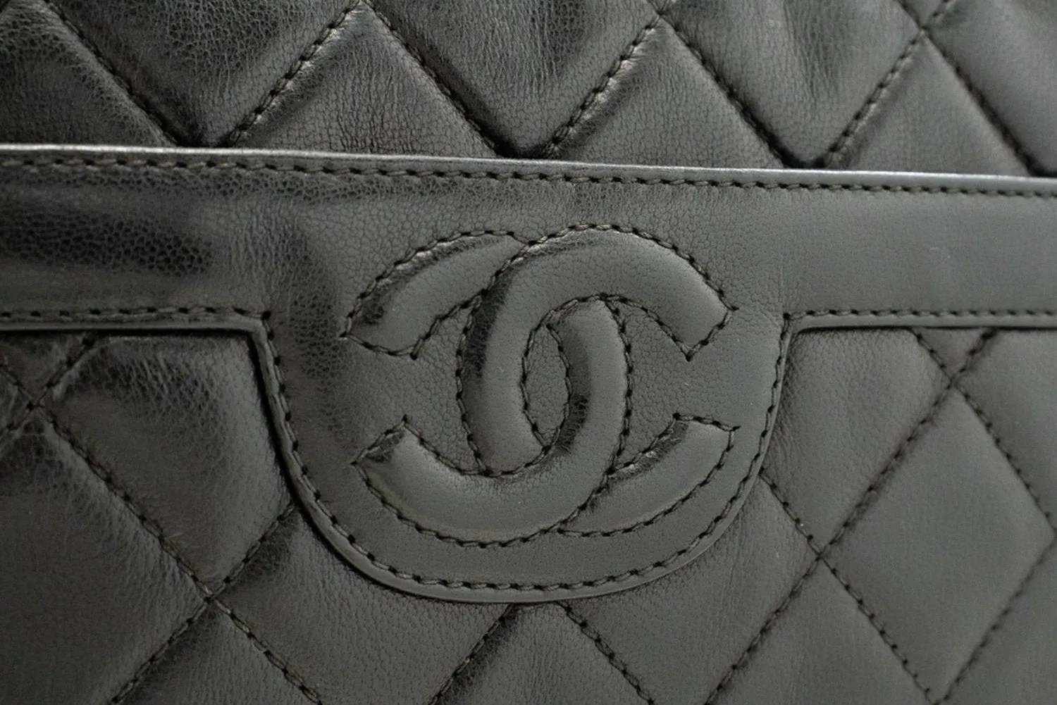 CHANEL Vintage Tassel Chain Shoulder Bag Black Quilted Zipper Lamb n19