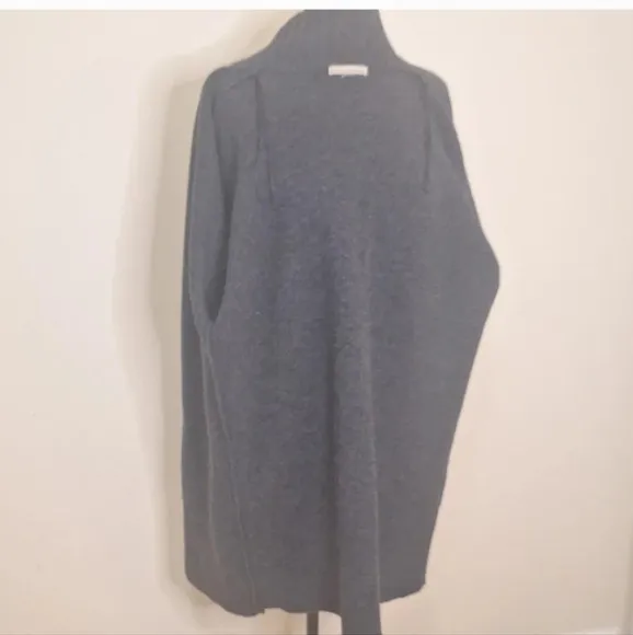Chiaramente wool blend color block wide sleeve long drop shoulder cardigan SZ L