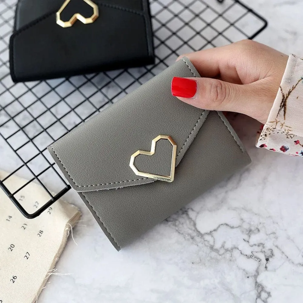 Chic Designed Wallet with Sleek Heart Buckle