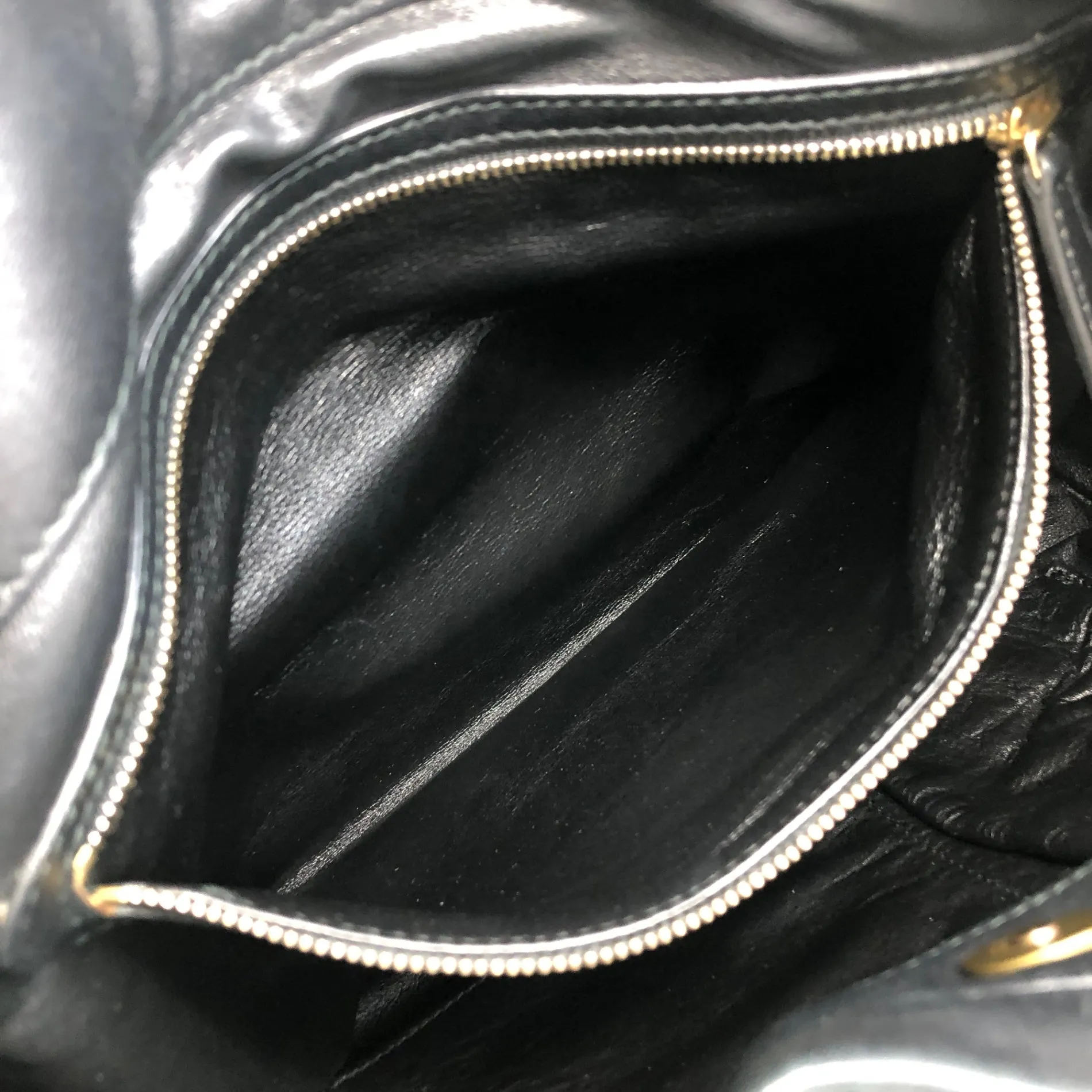 Christian Dior CD Logo Motif Shoulder bag Black Vintage t8bvsc