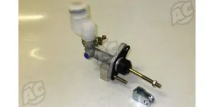 Clutch Master Cylinder Hyundai Sonata (HYU308)
