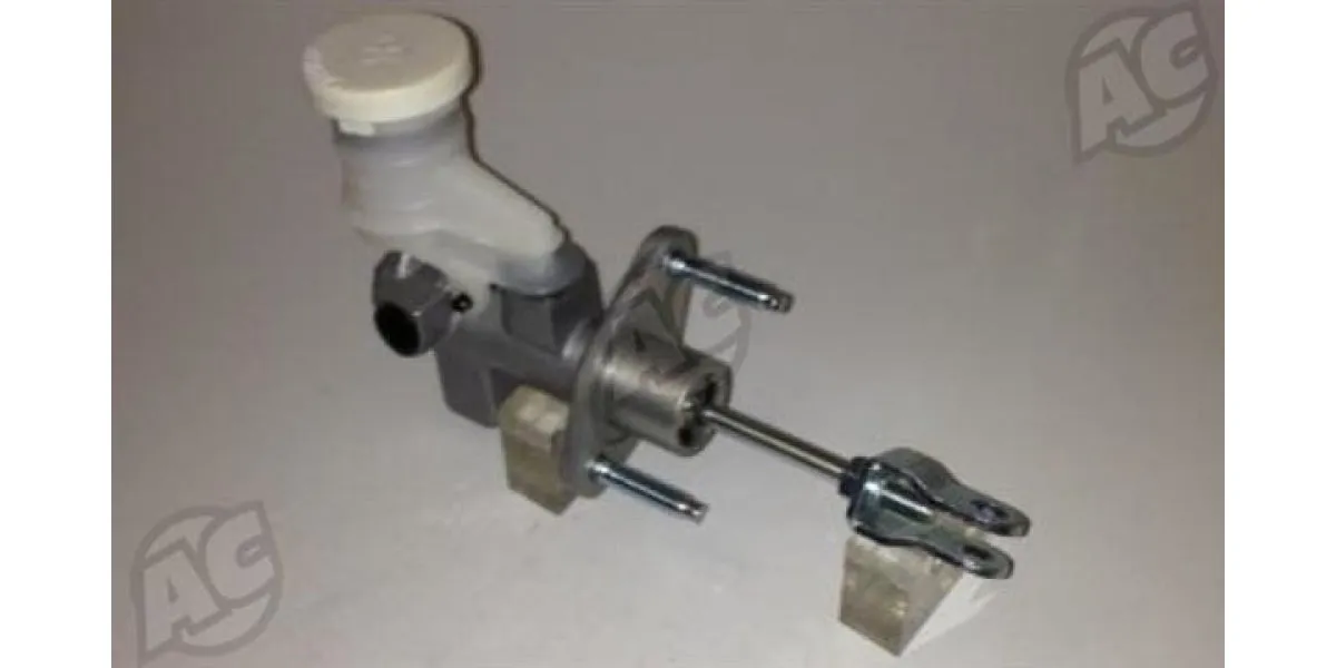 Clutch Master Cylinder Mitsubishi Colt (MIT307)