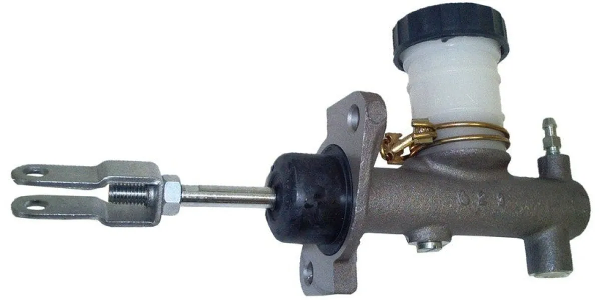 Clutch Master Cylinder Nissan 1 Tonner 2.0, 2.7, 3.0 Fuel Injection Later Models (Similar To Cm159.6006 But Has Shorter Rod
