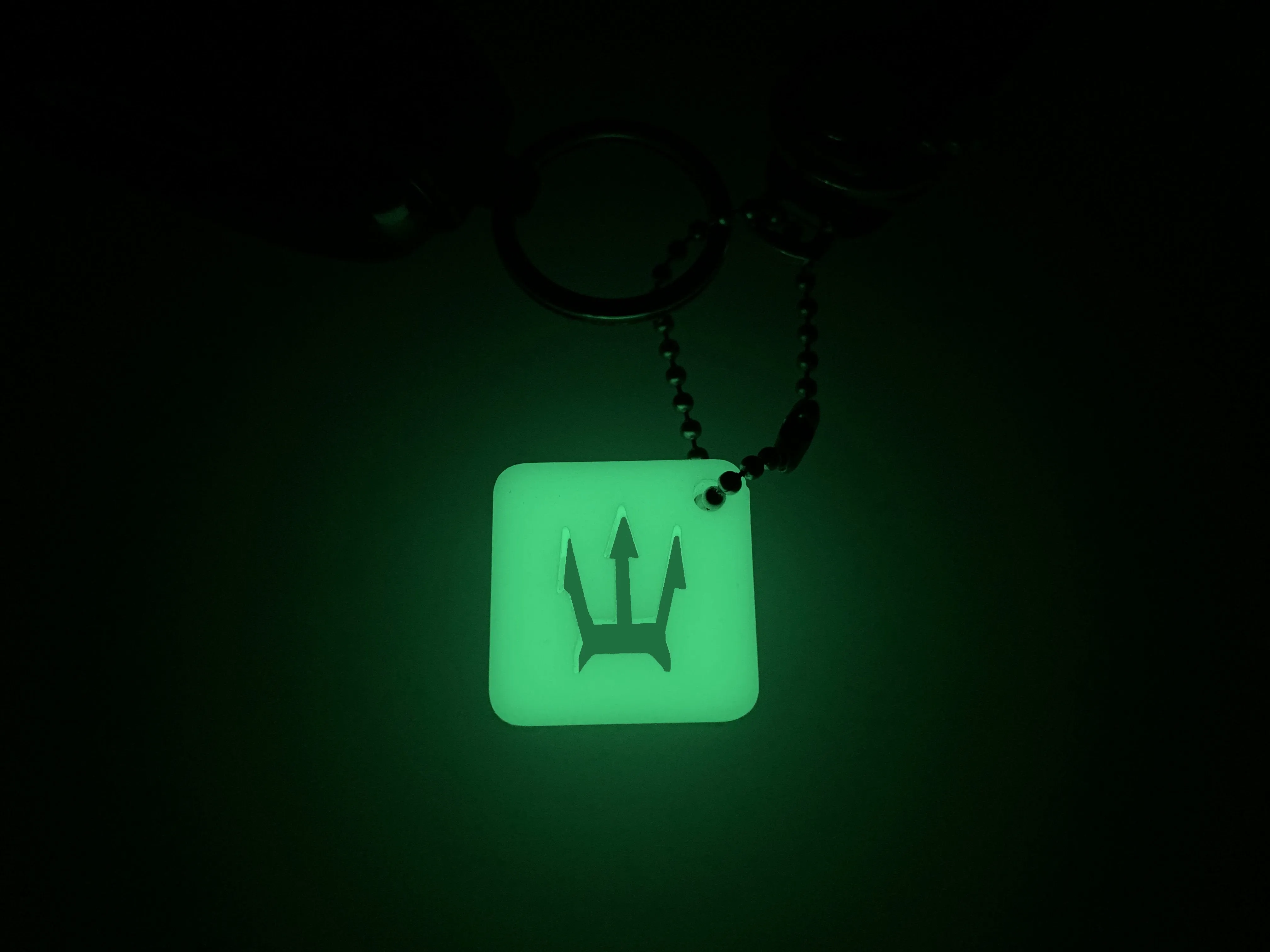CountyComm® Trident -  UGM - Universal Glow Marker