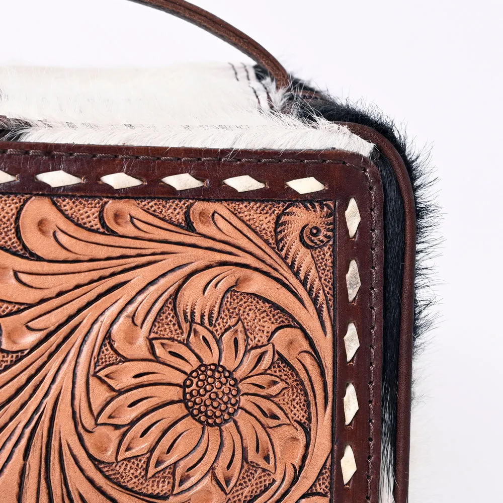 Cowhide Tooled Essential Jewelry Traveler