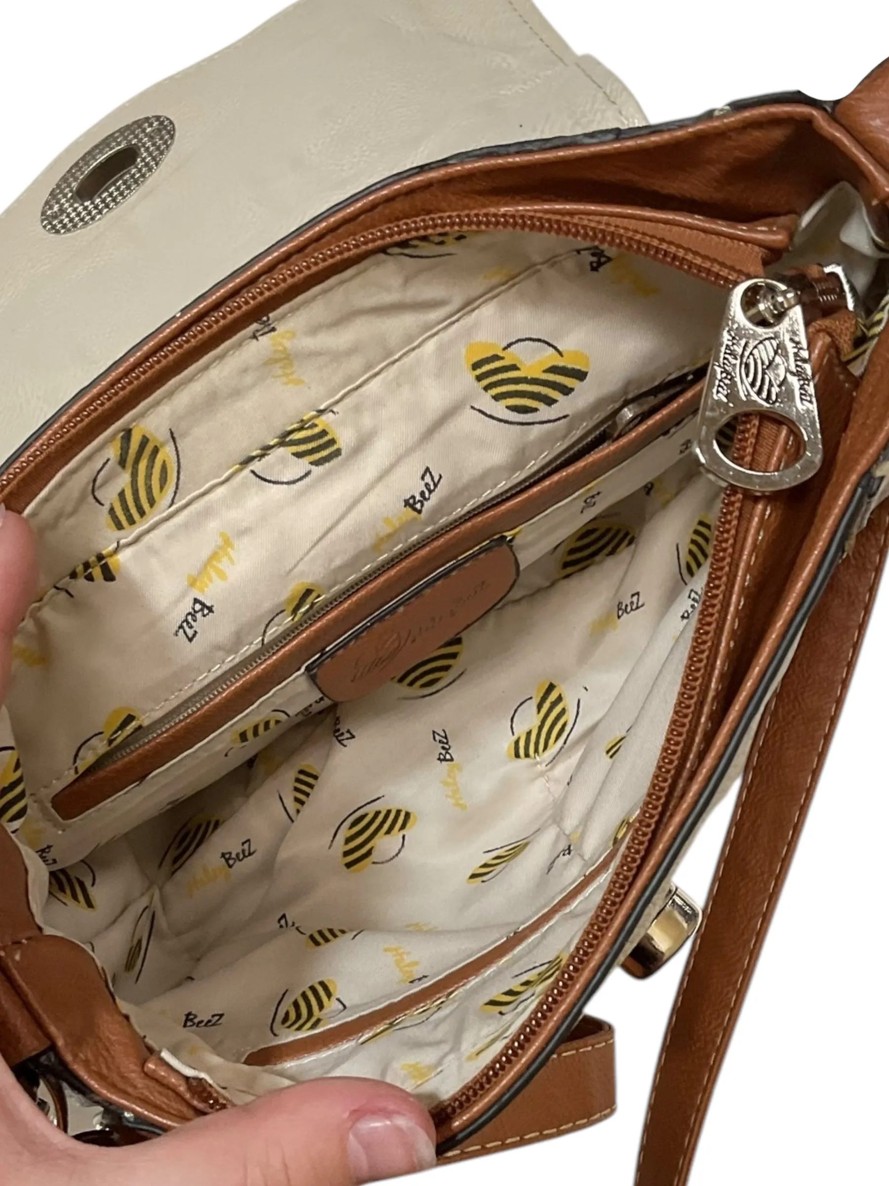 Crossbody By Clothes Mentor, Size: Medium
