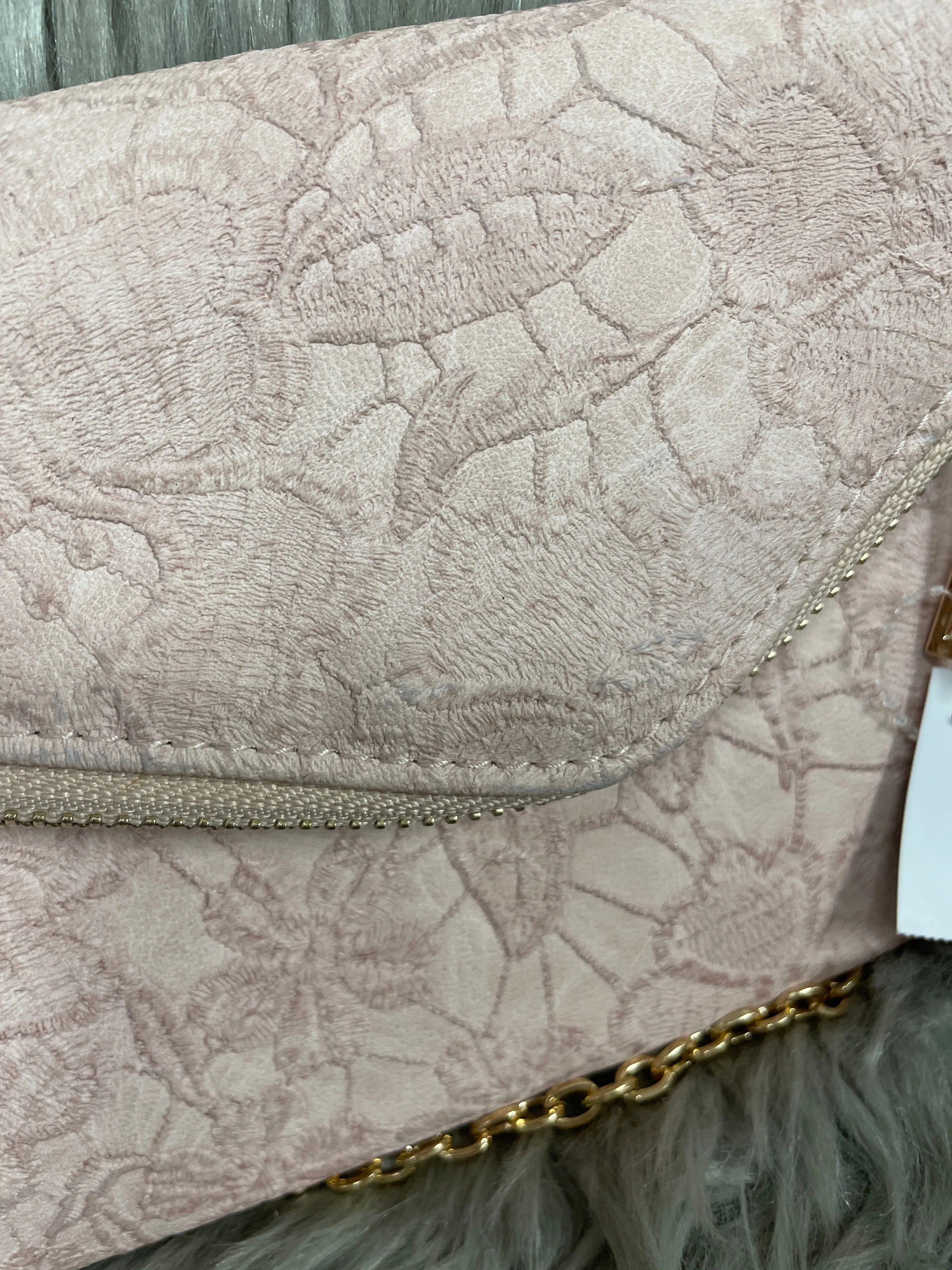 Crossbody Cmf, Size Medium