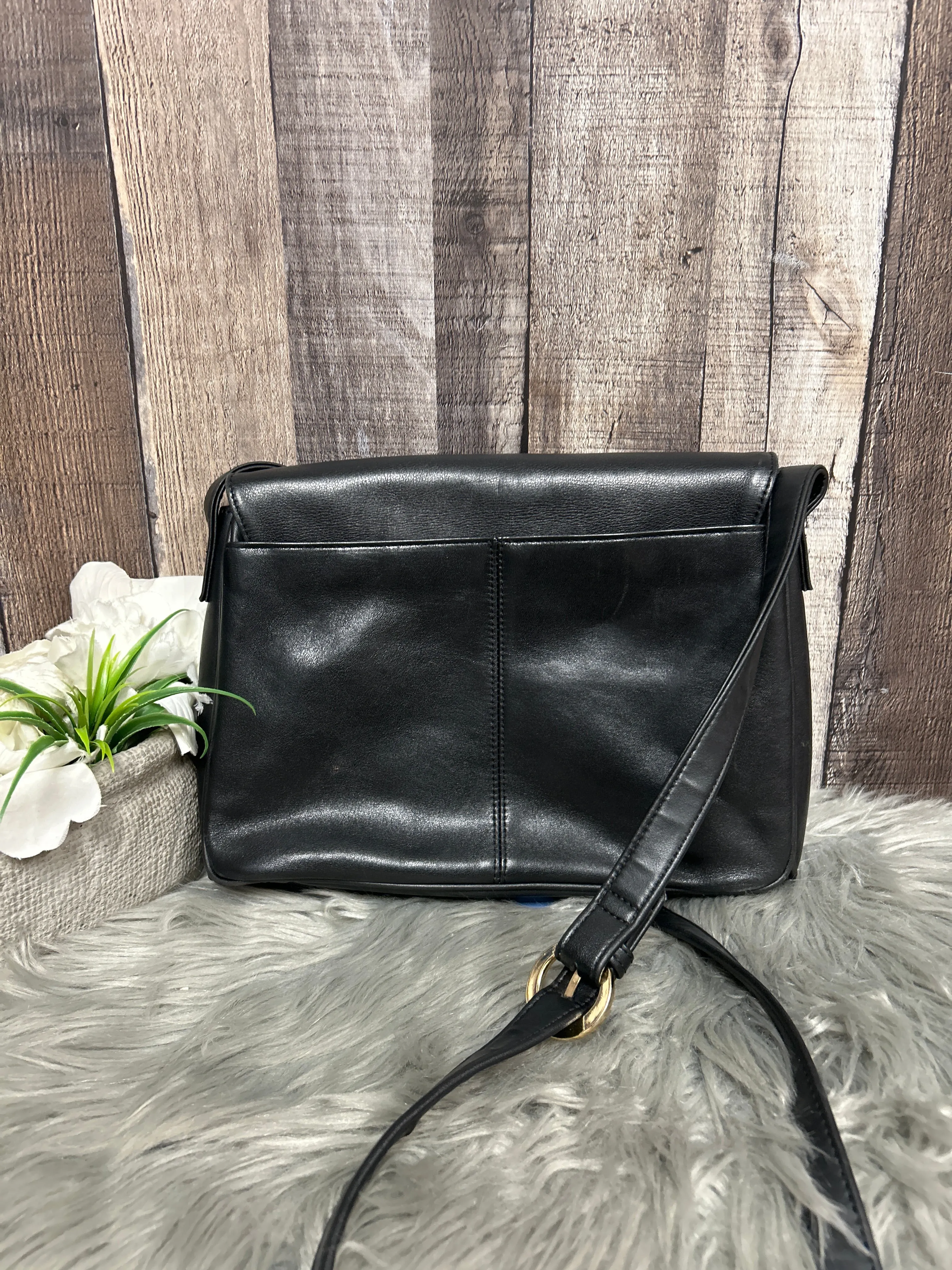 Crossbody Leather By Giani Bernini, Size: Medium