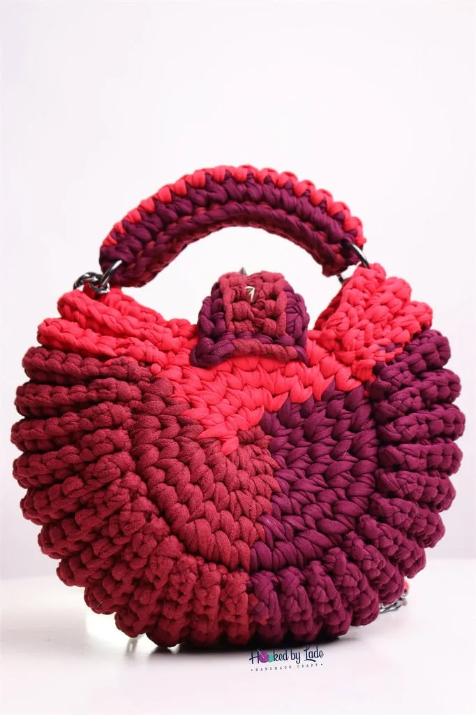 Custom mix "Fola" Spikes bag in Red swirl